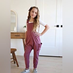 Woodmouse and thistle jumper